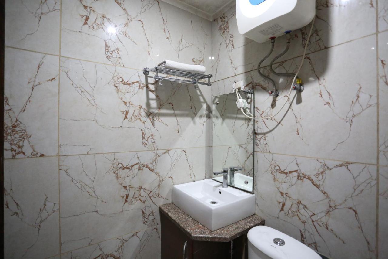 Hotel Sm Suits Near Delhi Airport-Unit By Grand Urban Luxury 뉴델리 외부 사진