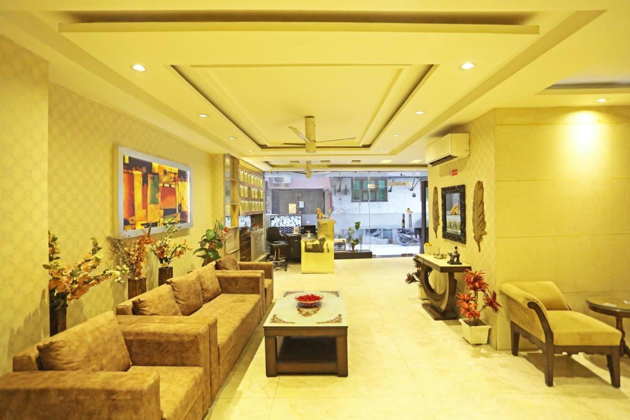 Hotel Sm Suits Near Delhi Airport-Unit By Grand Urban Luxury 뉴델리 외부 사진